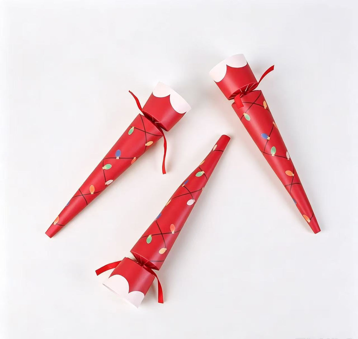 Christmas Light Bulb Crackers – Set of 8